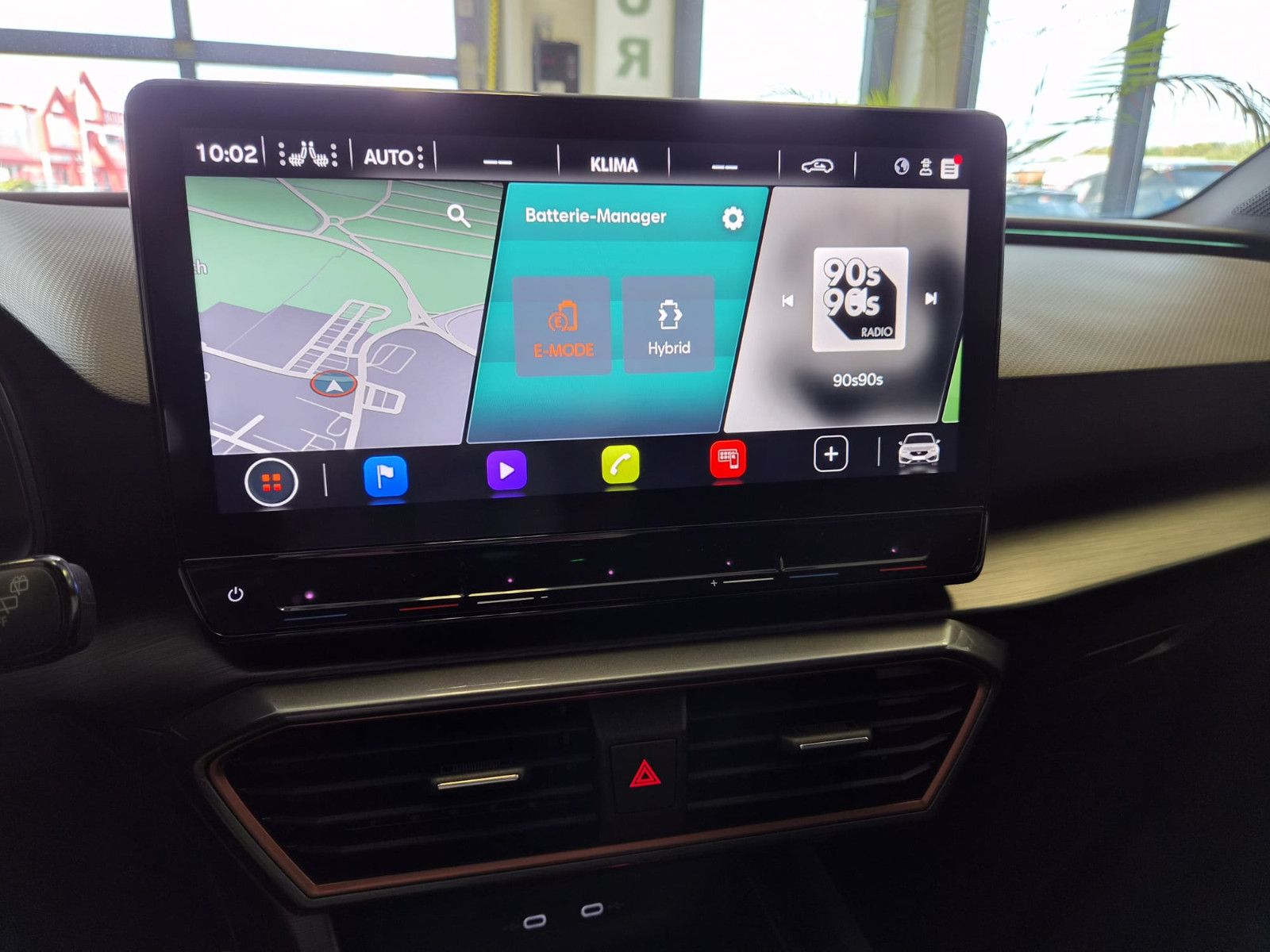 Fahrzeugabbildung CUPRA Leon VZ e-Hybrid / GEPFLEGT / NAVI / KAMERA