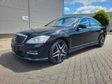 Mercedes-Benz S 63 AMG. AMG SPEEDSHIFT MCT - Mercedes-Benz S 63 AMG aus 2011