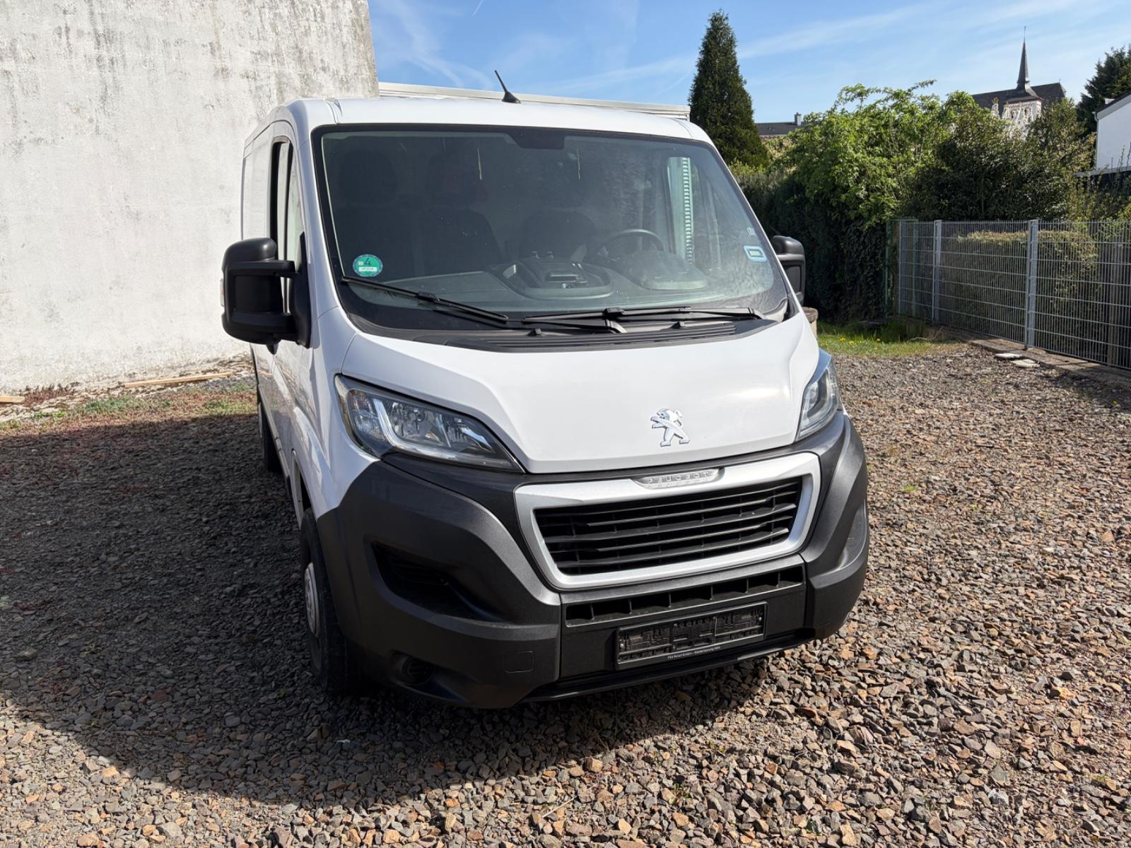 Peugeot Boxer Kasten 330 L1H1 Premium BlueHDi 120 Stop&S