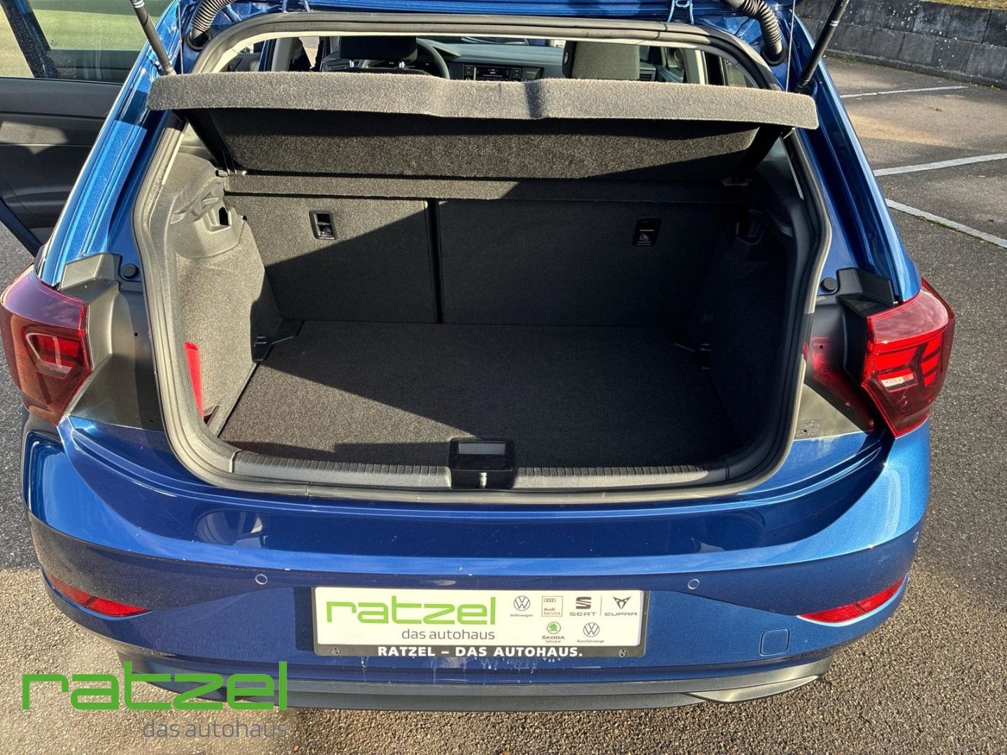 Fahrzeugabbildung Volkswagen Polo VI Basis Fresh 1.0 Digitales Cockpit LED Mu