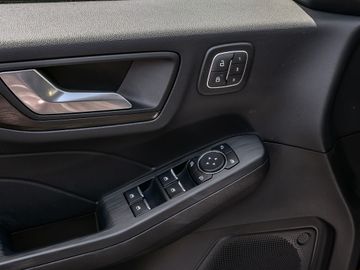 Ford Kuga 2.5 Plug-In Hybrid Vignale 360° Kamera LED