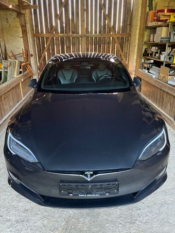 TESLA Model S P100D P