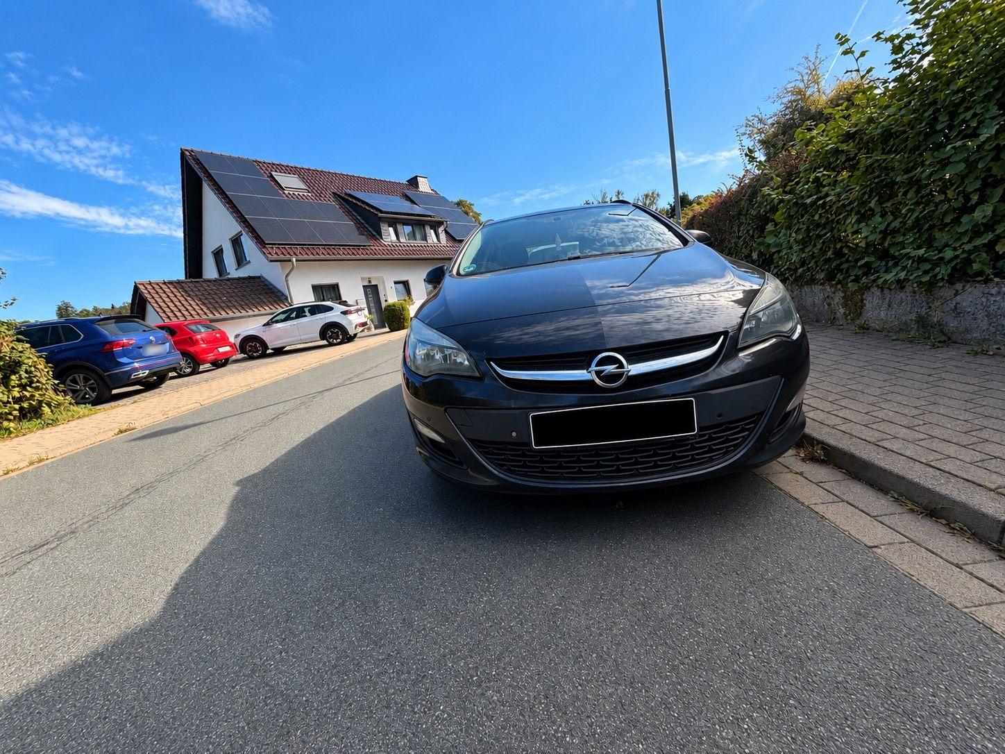 Opel Astra 2015 — photo 6