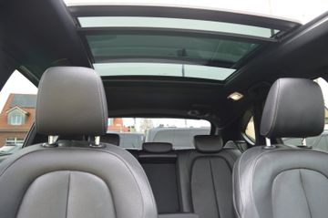 BMW 2 Active Tourer  220 i M Sport Steptronic Leder