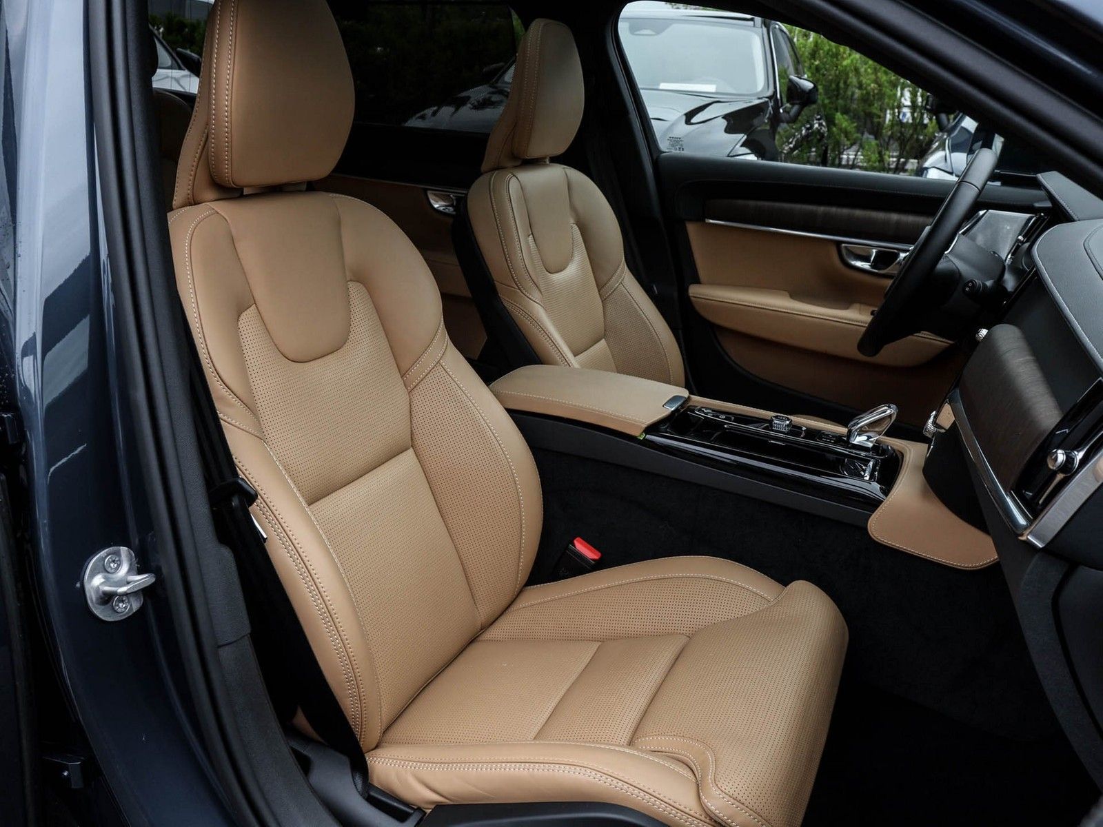Volvo V90 T6 AWD Plus Bright NP:95.040,-/FOUR-C/AHK/PA foto 6