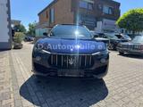 Maserati Levante Diesel/Pano/Ermenegildo Zegna - Maserati Levante in Bonn