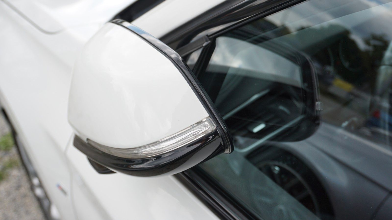 Fahrzeugabbildung BMW X1 sDrive 20 i M Sport,LED,Kamera,AHK, 8 fach be