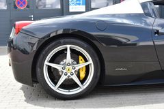 Fahrzeugabbildung Ferrari 458 Italia Spider*Lift*Camera*AFS*MIETKAUF
