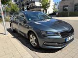 Skoda Superb 2.0 TSI 140kW DSG STYLE COMBI 66k - Skoda Superb: 1.6
