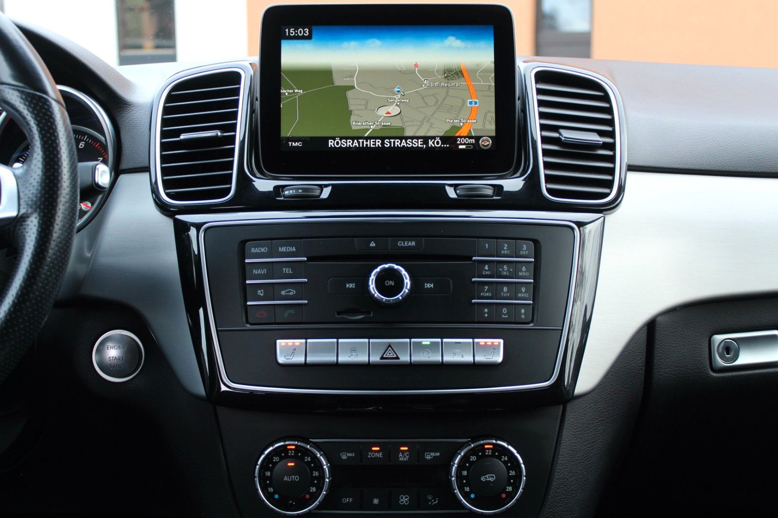 Mercedes-Benz GLE 43 AMG 1.HAND! MB-Scheckheft! COMAND GSD 20" foto 16