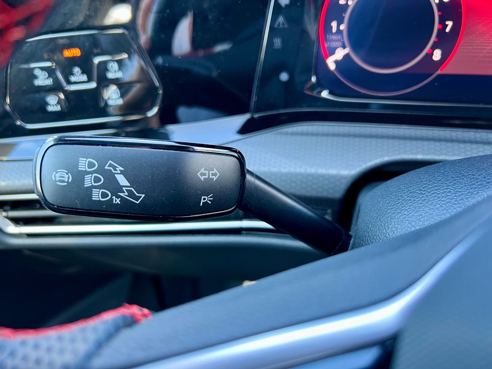 VW Golf VIII Lim. GTI AAC SHZ NAVI CARPLAY