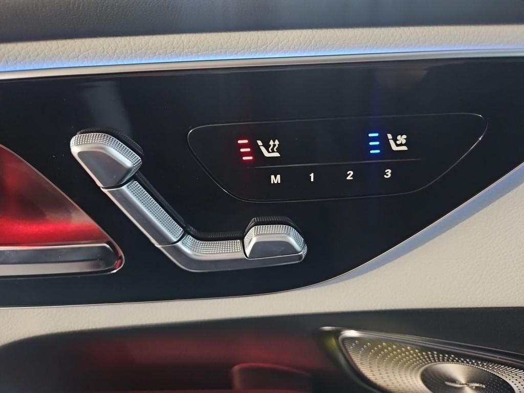 Fahrzeugabbildung Mercedes-Benz GLC 300 e 4M Coupé +AMG+AHK+BURMESTER+DIGITAL+