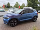 Volvo XC40 R Design AWD=Leder-Carplay-Kamera-AHK= - Volvo Gebrauchtwagen