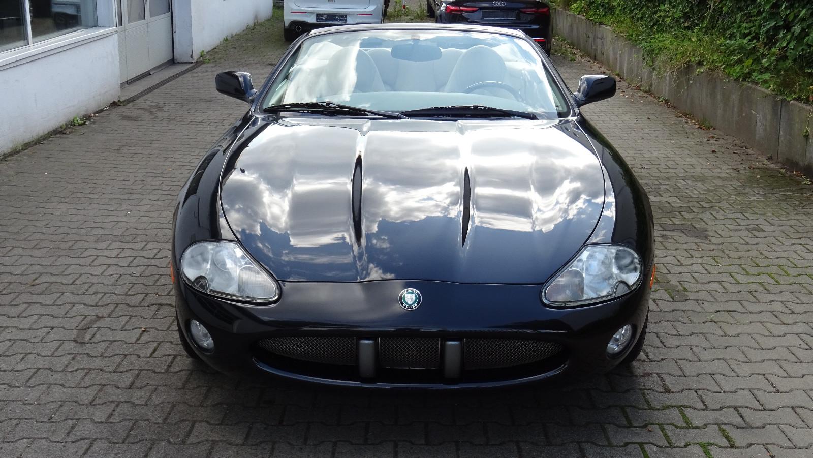 Jaguar XK8 Cabriolet