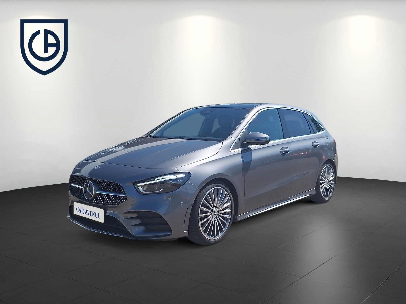 MERCEDES-BENZ B 180 180 d AMG Line Head Up / 360 Kamera