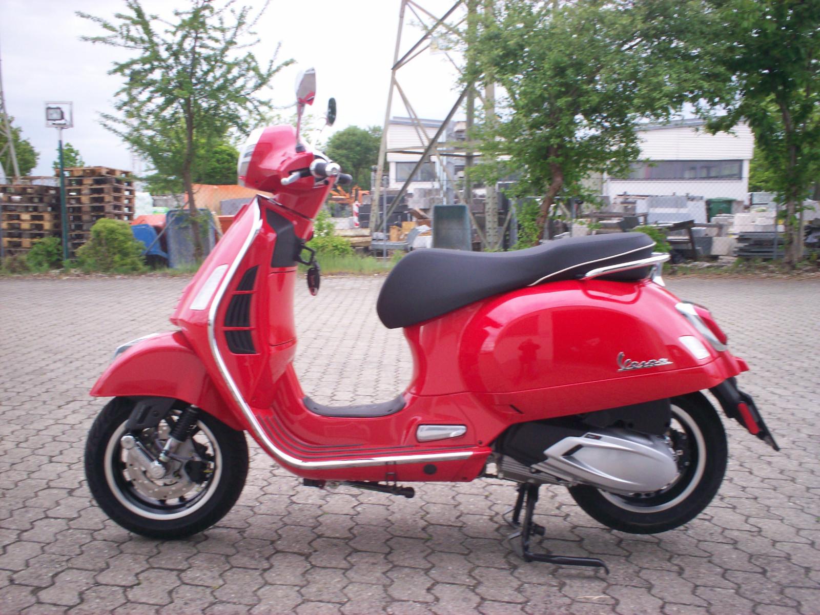 Vespa GTS 310 Super Modell 2026 Transportschaden