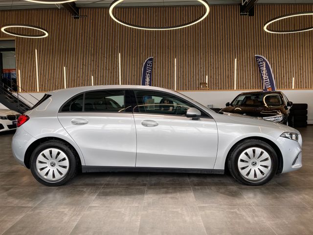 Mercedes-Benz A 200 A -Klasse *NAVI*PDC*SPURASSIST*TEMPOMAT*