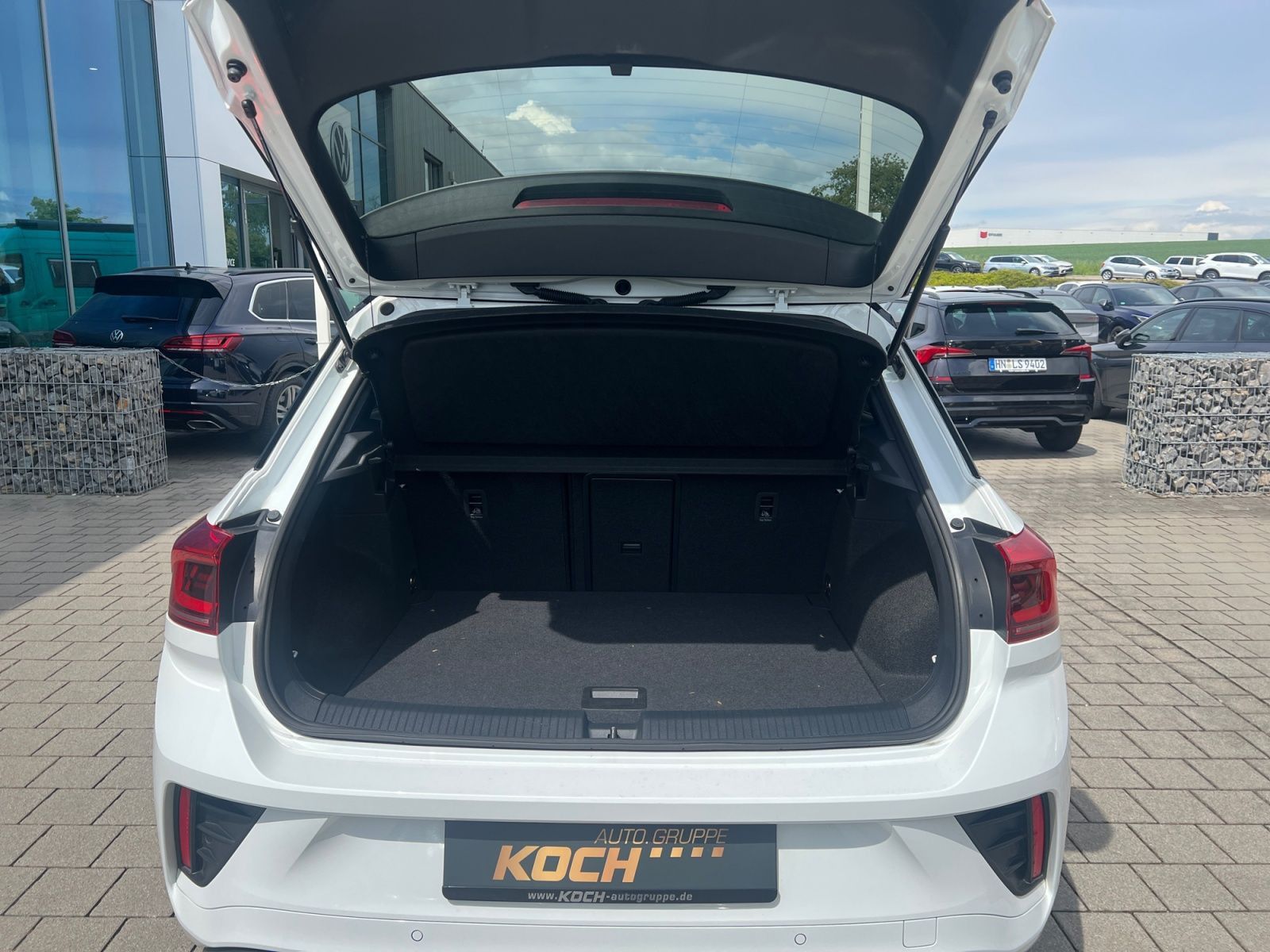Volkswagen T-Roc - Bild 12