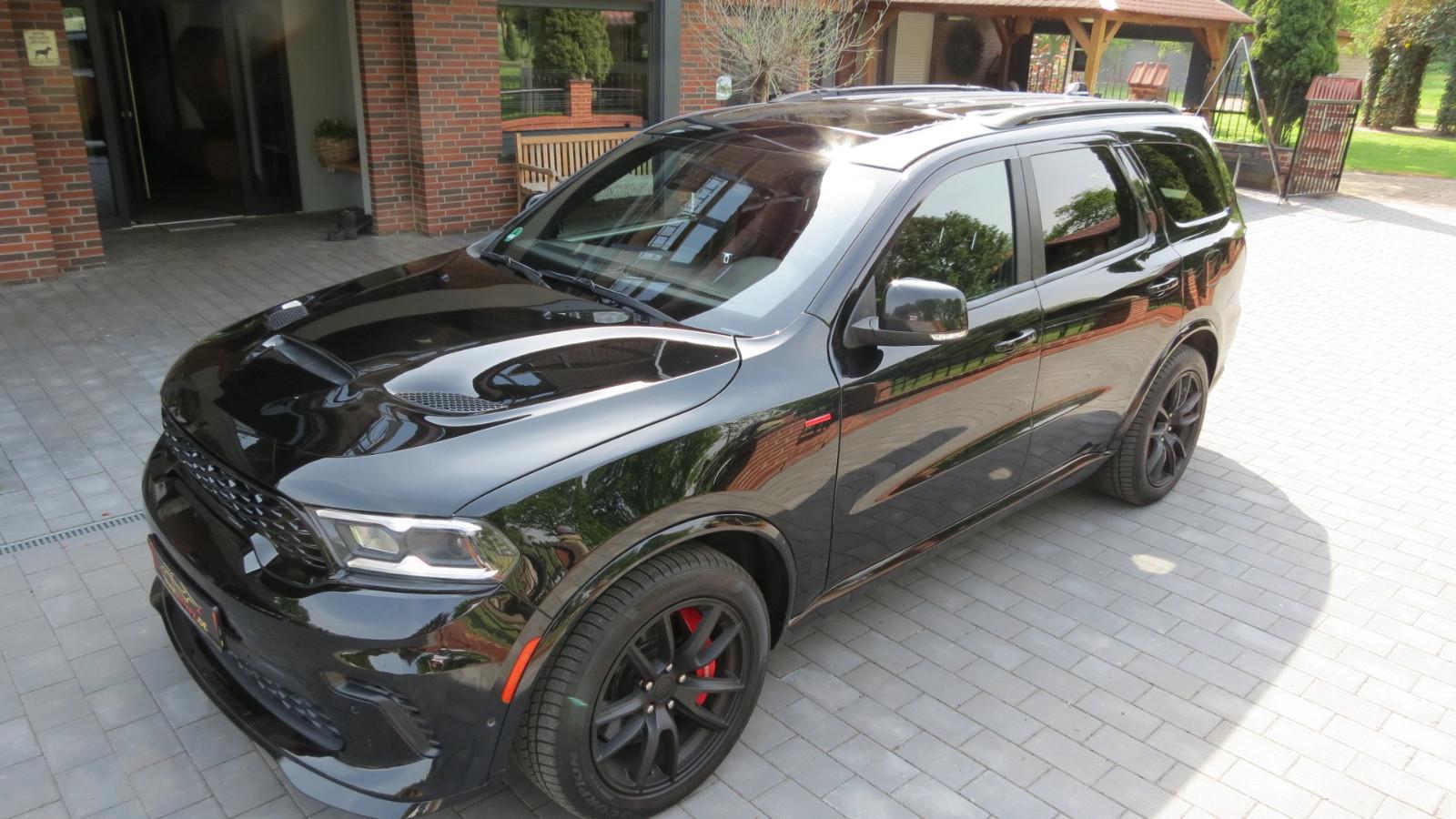 Dodge Durango 6,4 SRT-6 SITZER/BREMBO/NIGHT-P./PANO/