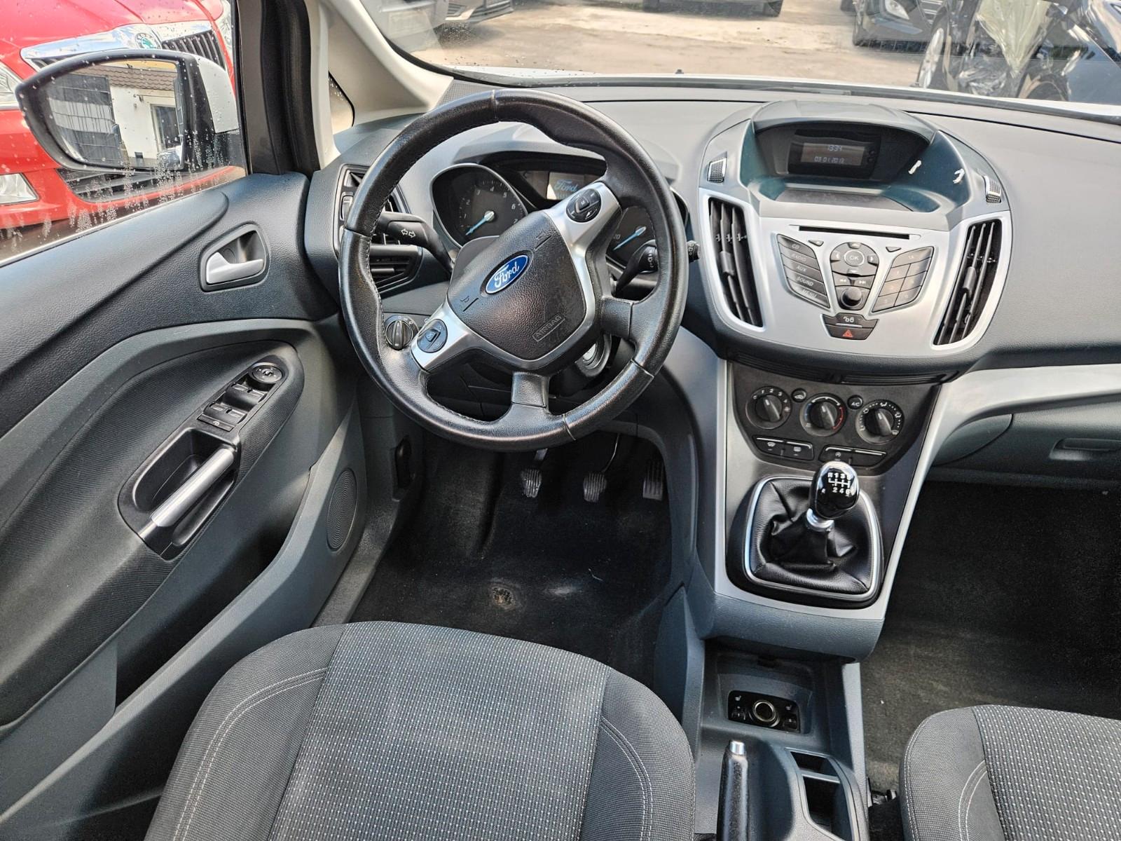 Ford Grand C-MAX 2012 — photo 13
