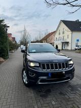 Jeep Grand Cherokee 3.0l V6 MultiJet 184kW Overla... - graue Jeep Grand Cherokee