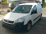 Peugeot Partner L1 Komfort Plus - Peugeot Partner mit Benzin-Antrieb: Kleinbus