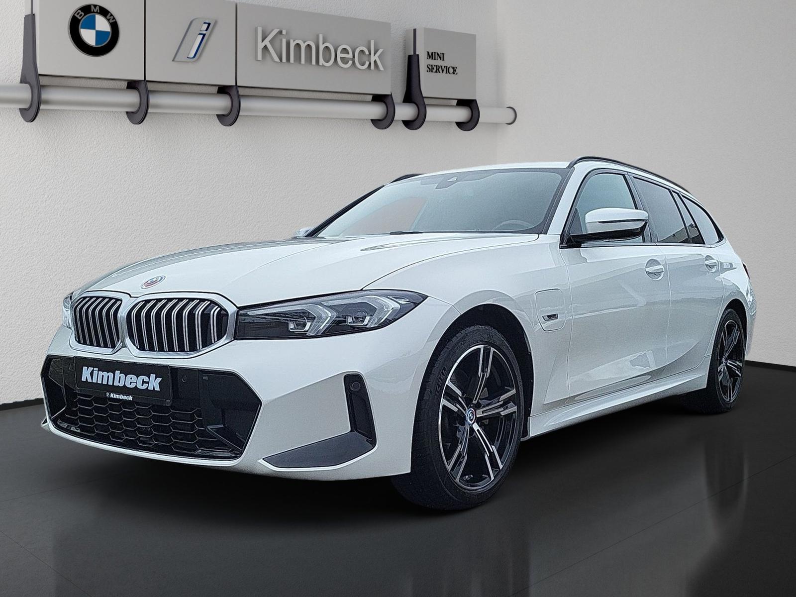 BMW 330e Touring M SPORT Lenkhzg AHK Navi KeyLess