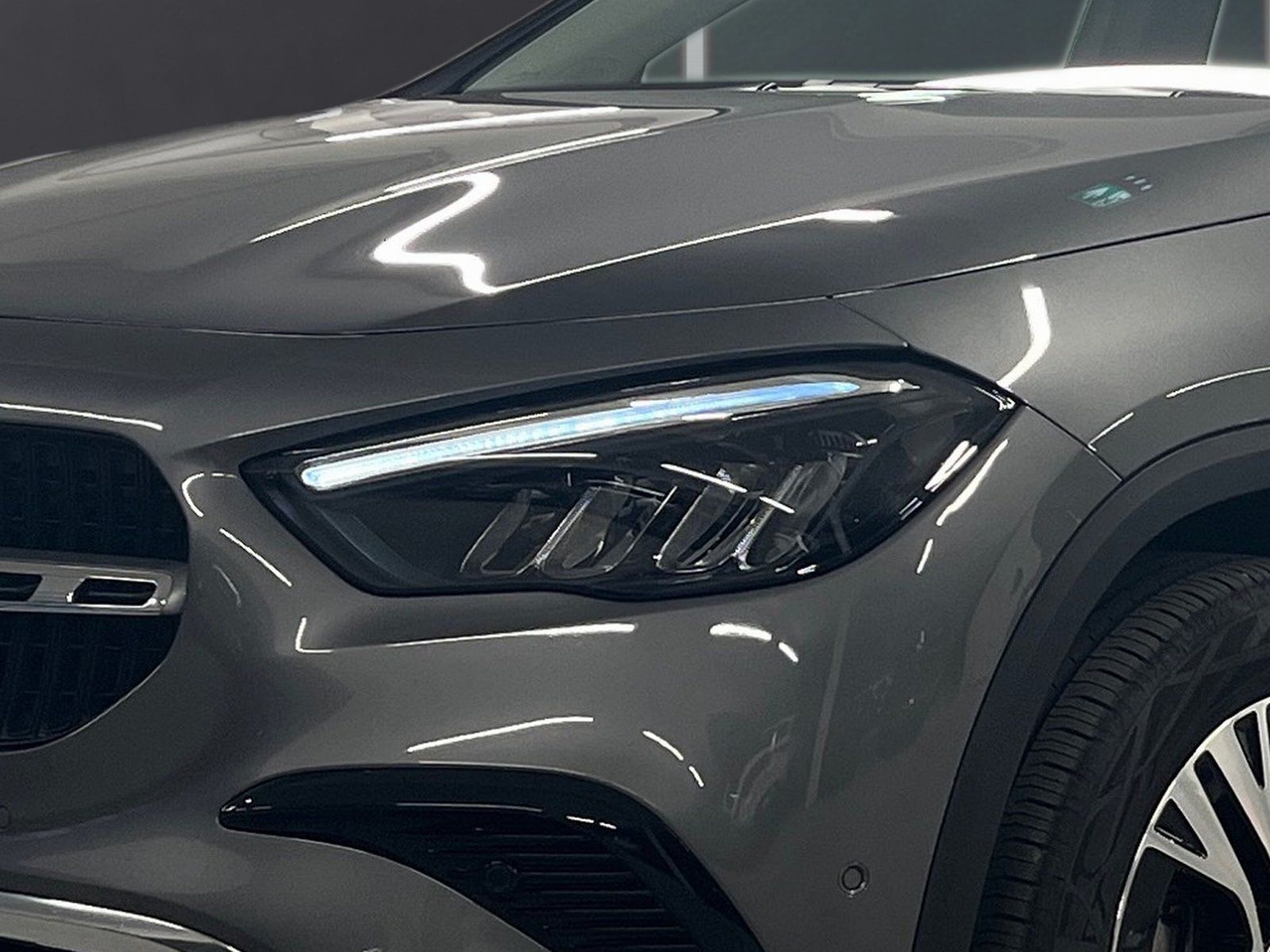Fahrzeugabbildung Mercedes-Benz GLA 180 Progressive Advanc*Totwinkel*CarPlay*LED