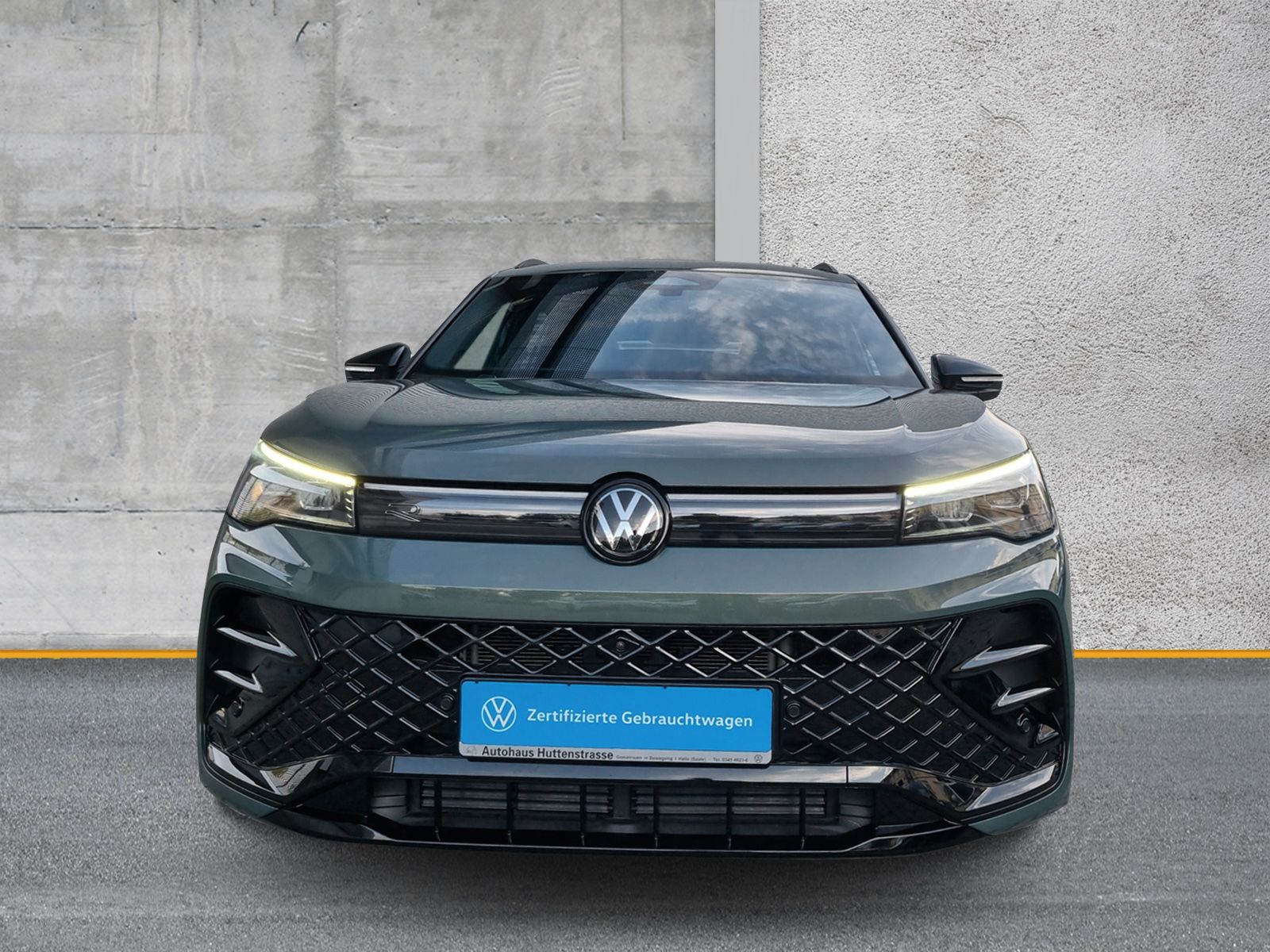 Volkswagen Tiguan 2.0 TDI DSG R-Line AHK PANO KAMERA foto 5
