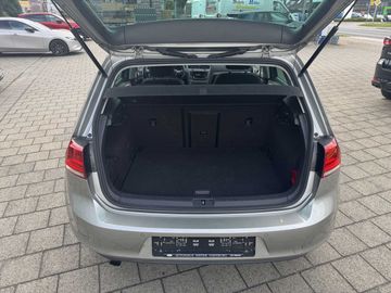 Volkswagen Golf VII 1.2 TSI DSG Comfortline