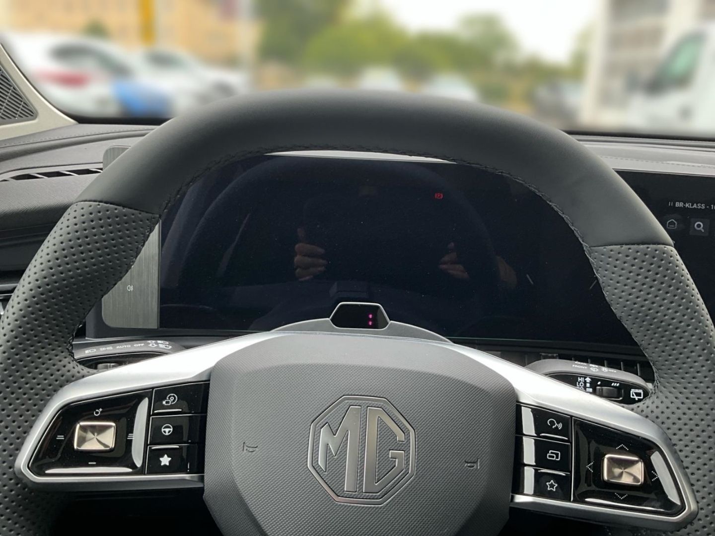MG S9