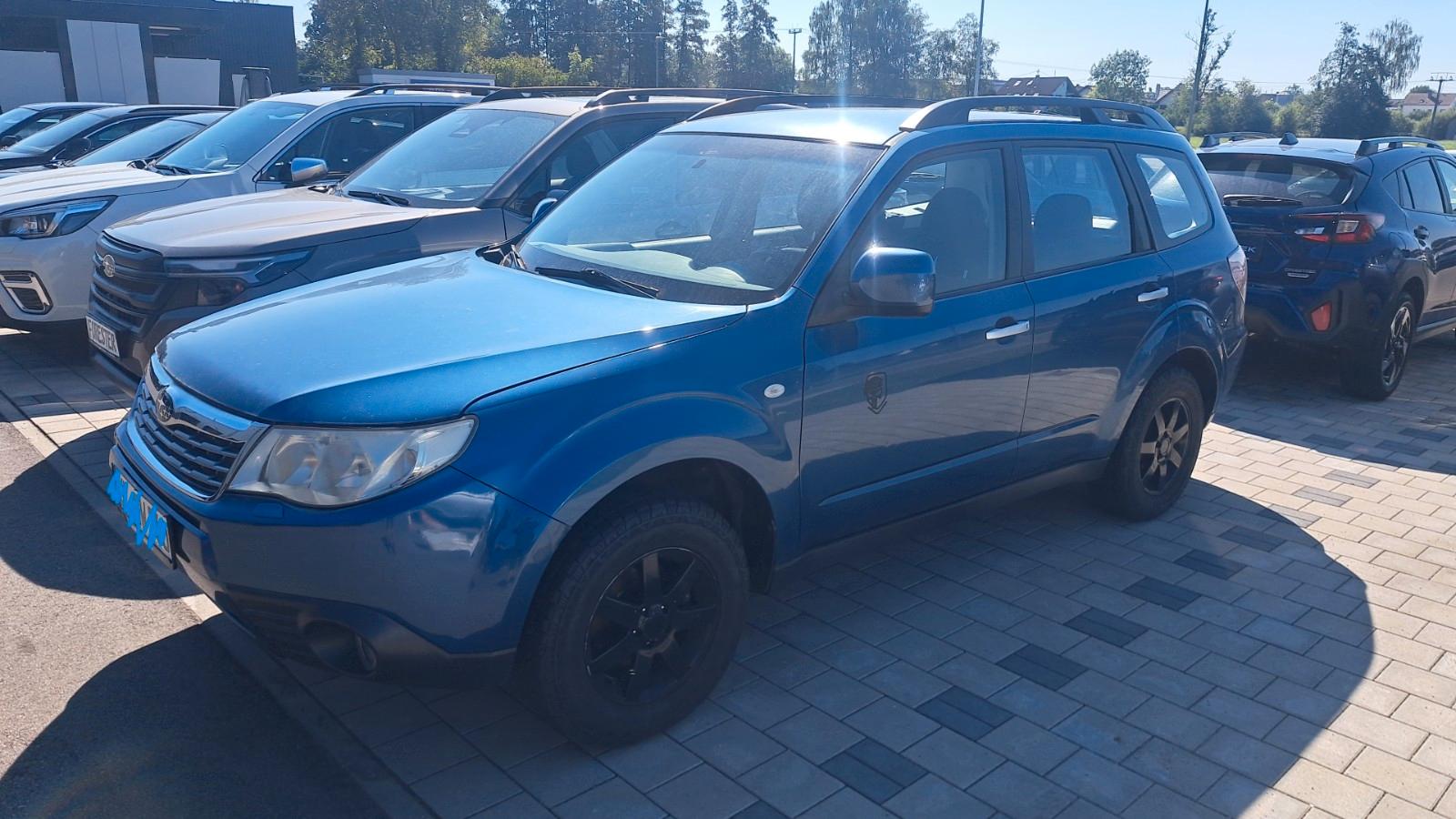 Subaru Forester Active,AHK,AT-Reifen,1 Zyl. ohne Kompr.