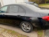 Mercedes-Benz E 200 Autom. - top gepflegt - gebrauchte Mercedes-Benz E 200 aus dem Jahr 2019