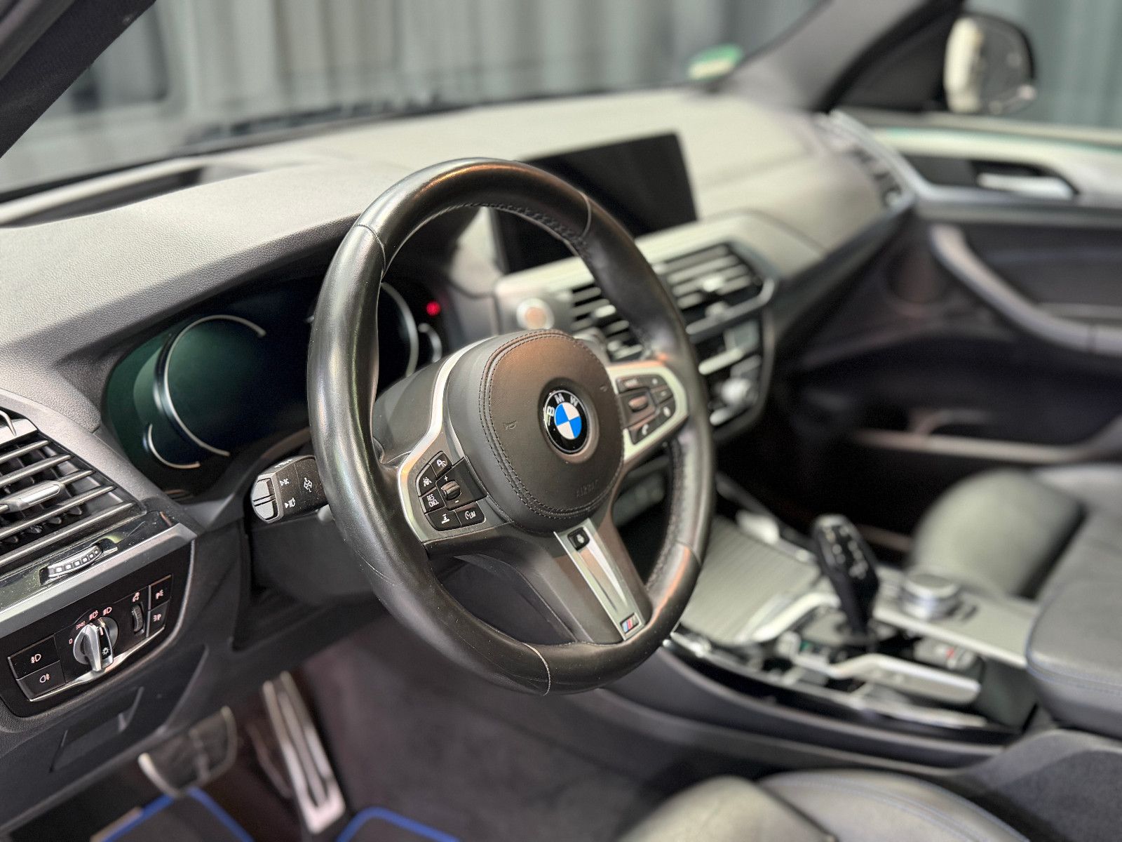Fahrzeugabbildung BMW X3 xDrive 25 d M Sport |HiFi|AHK|HuD|PANO|ACC
