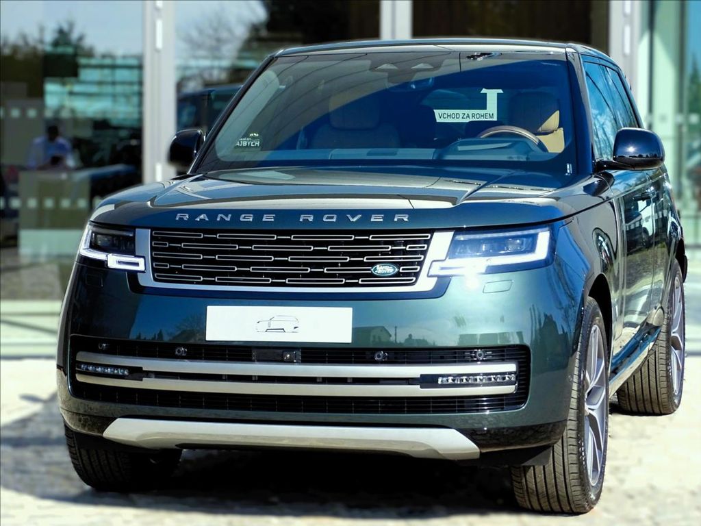 Land Rover Range Rover P550e HSE SWB PHEV MY25