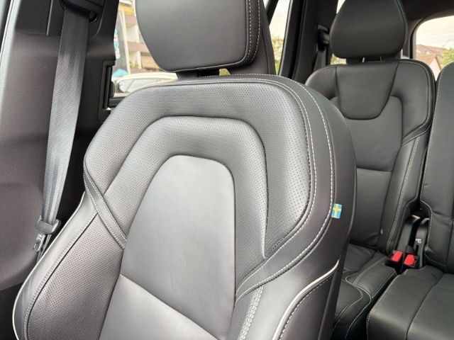 Volvo XC90 Plus Dark Plug-In Hybrid T8 AWD 7-Sitzer Lu foto 24