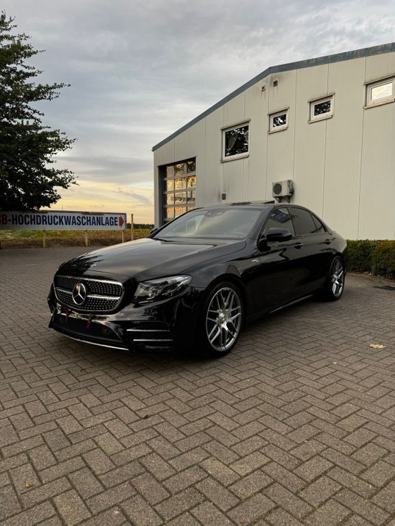 Image of Mercedes-Benz E 400