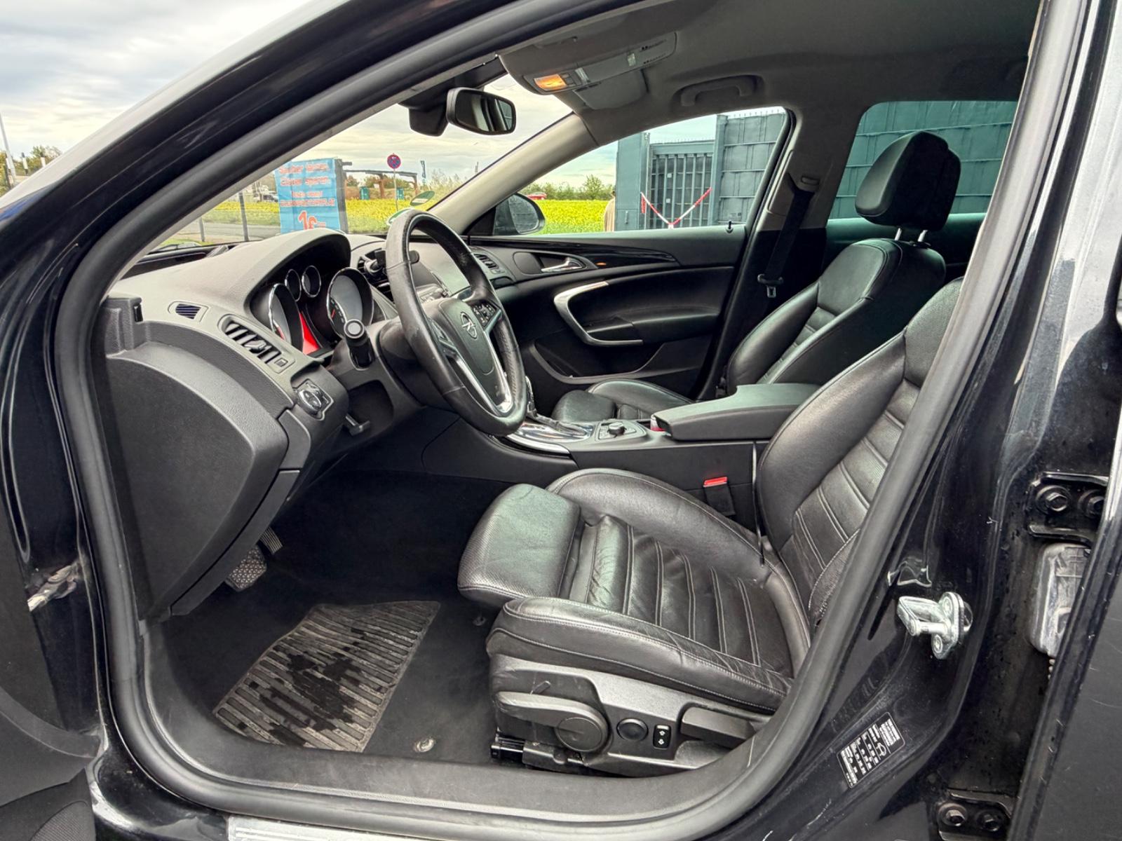 Opel Insignia 2013 — photo 10