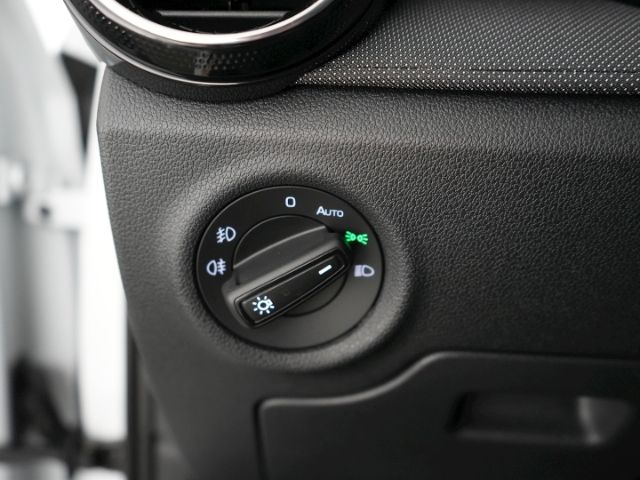 Fabia SELECTION TSI DSG+LED LICHT+NAVI+RÜCKCFAHR