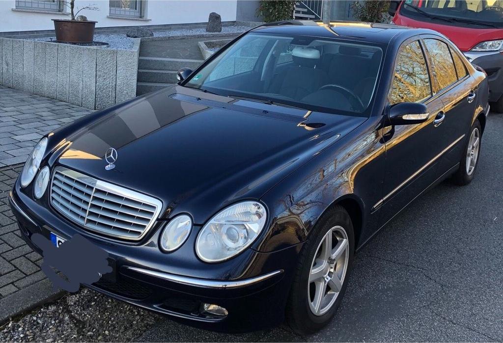 Mercedes-Benz E 200