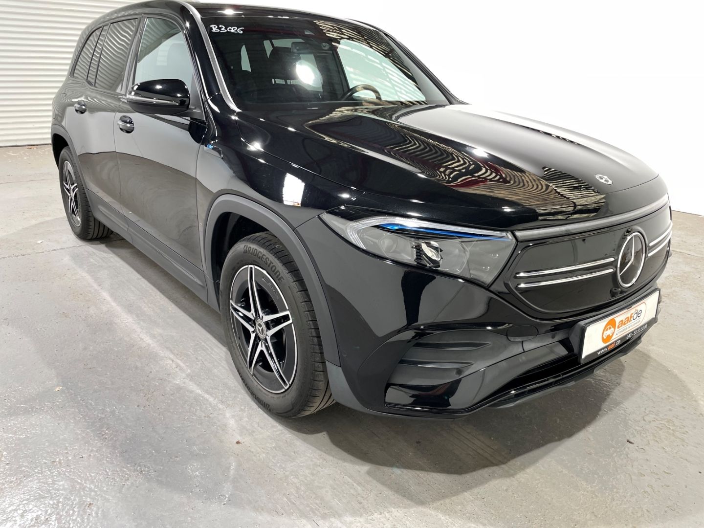 Mercedes-Benz EQB 350 4Matic AMG-Line Automatik Leder Navi LED foto 4