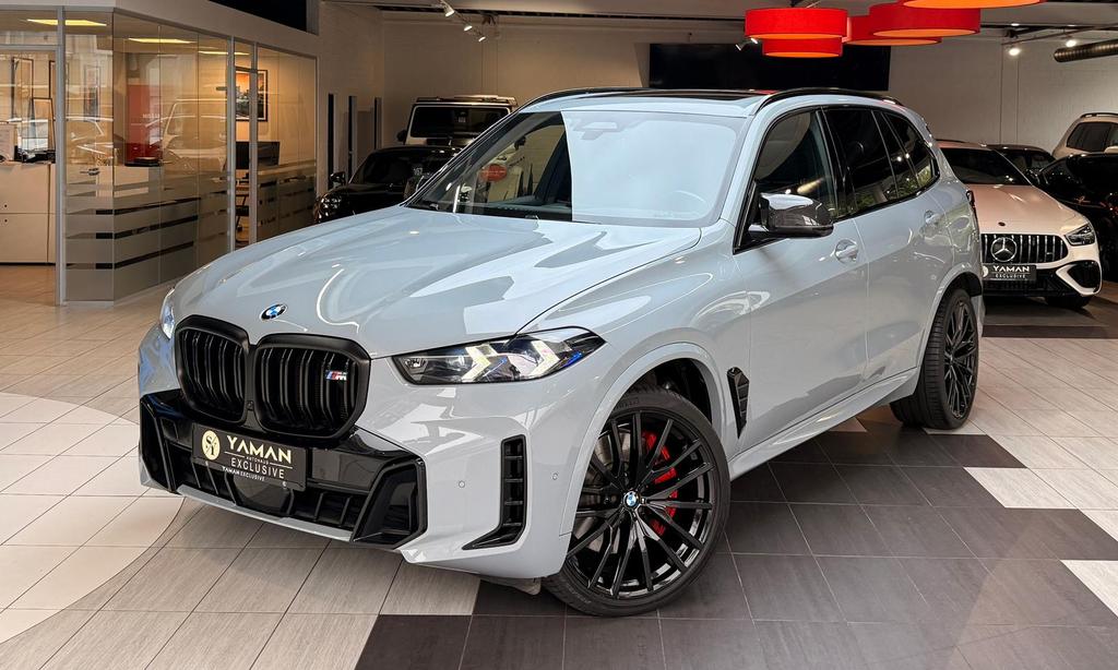 BMW X5 M60i xDrive PanoHuDCarbonStHzgBW 2023