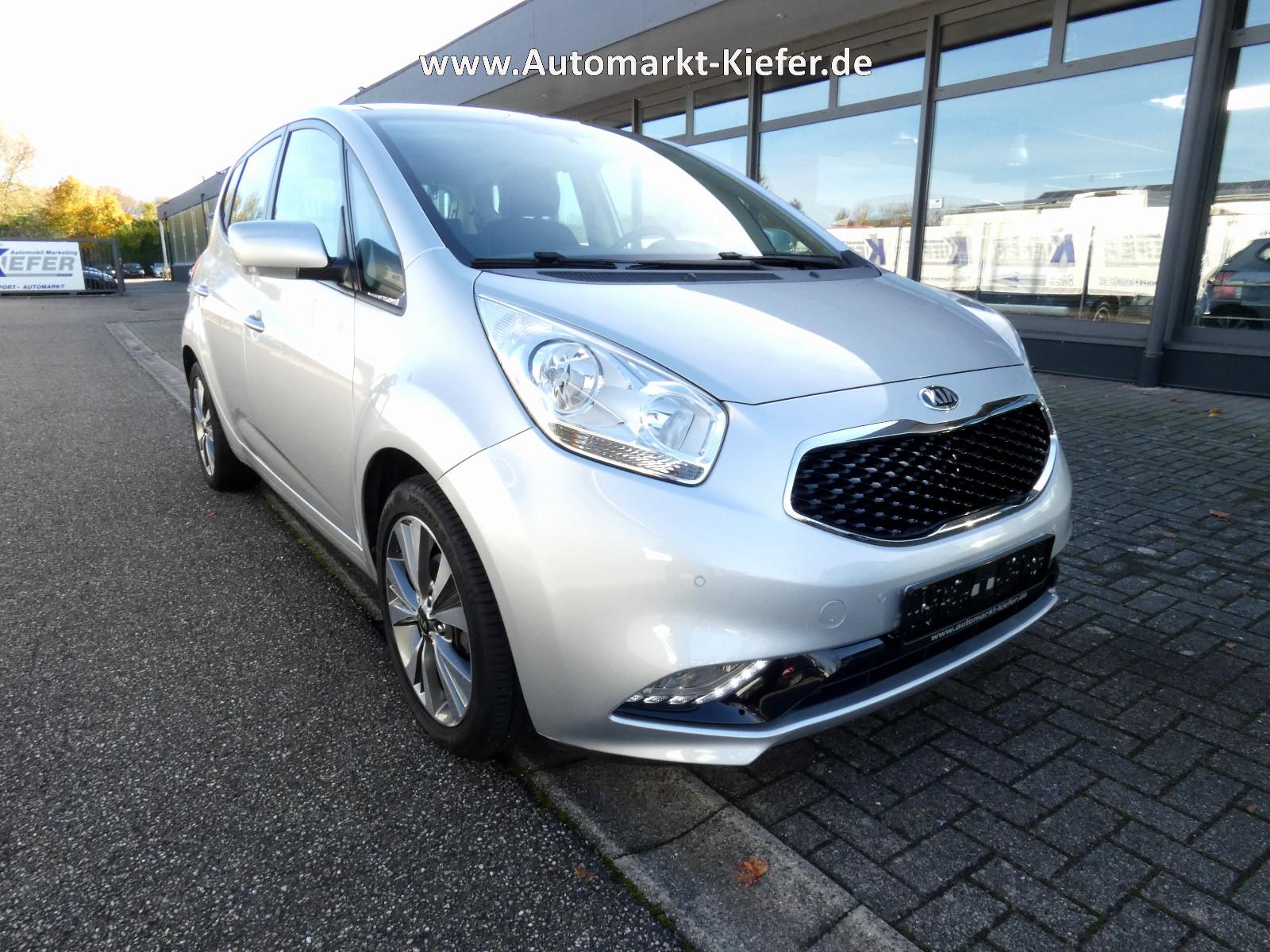 Kia Venga 2015 — rear view