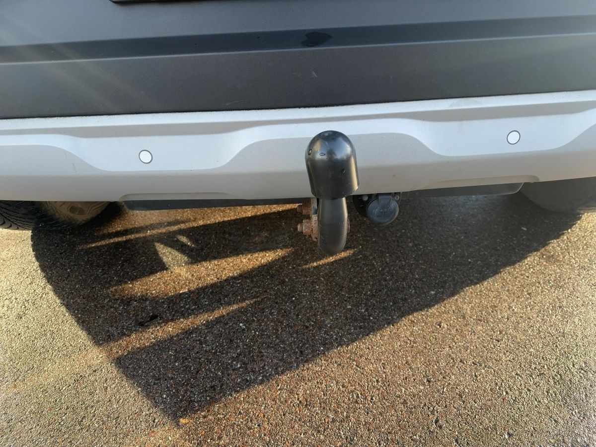 Fahrzeugabbildung Renault Captur INTENS Plug-in 160 AHK