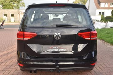 Volkswagen Touran - 6