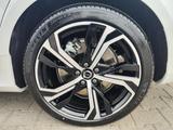Volvo V60 T6 AWD Ultra Dark 19" 360° H&K LED PANO STHZ - Volvo V60 Jahreswagen