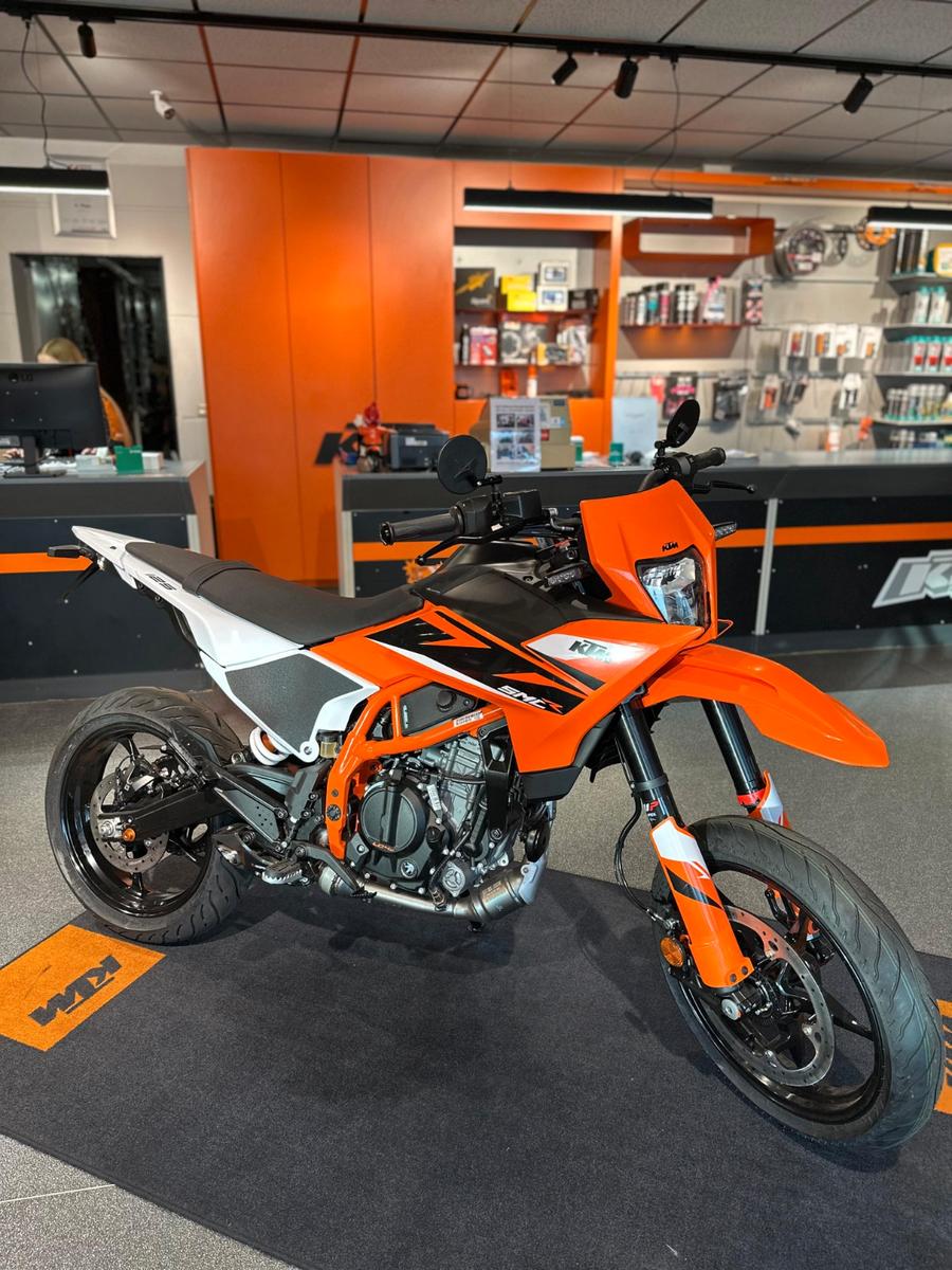 KTM 125 SMC-R / Team West Edition