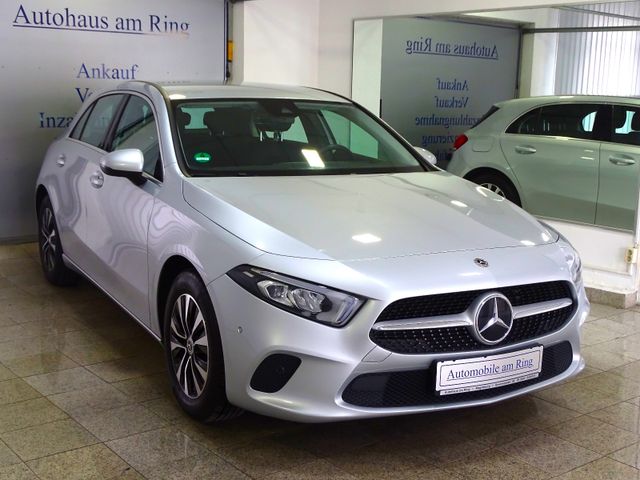 Mercedes-Benz A 180 Progressive Automatik Widesc. Ambiente.LED