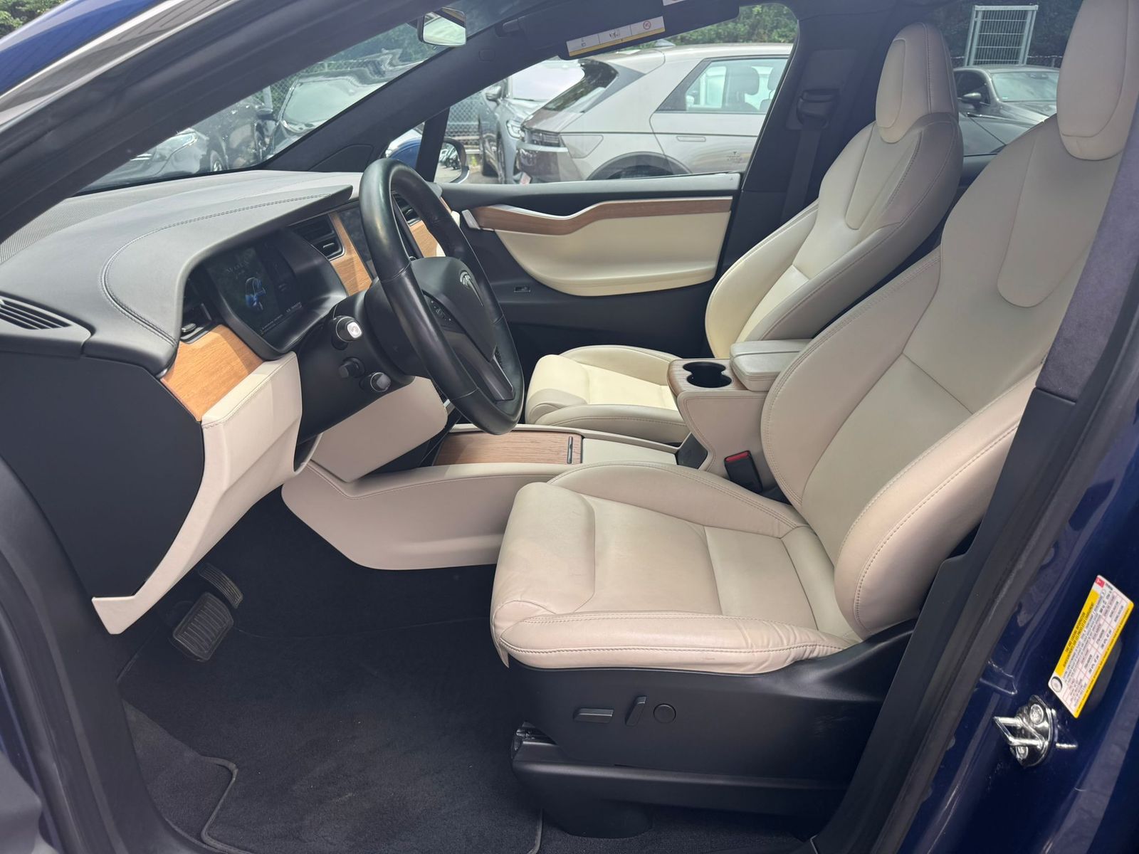 Fahrzeugabbildung Tesla Model X Performance LR Dual AWD PANO+NAV+LED+ACC