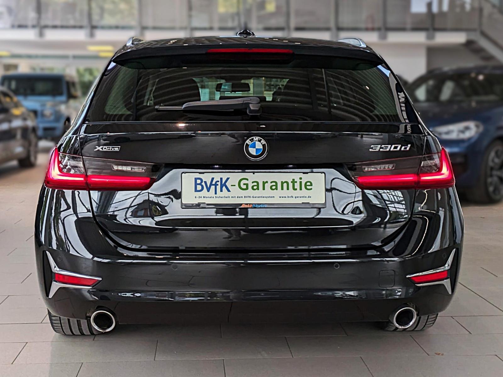 BMW 330d xDrive SAG LUXURY LEDER VIRTUAL  PANO LED